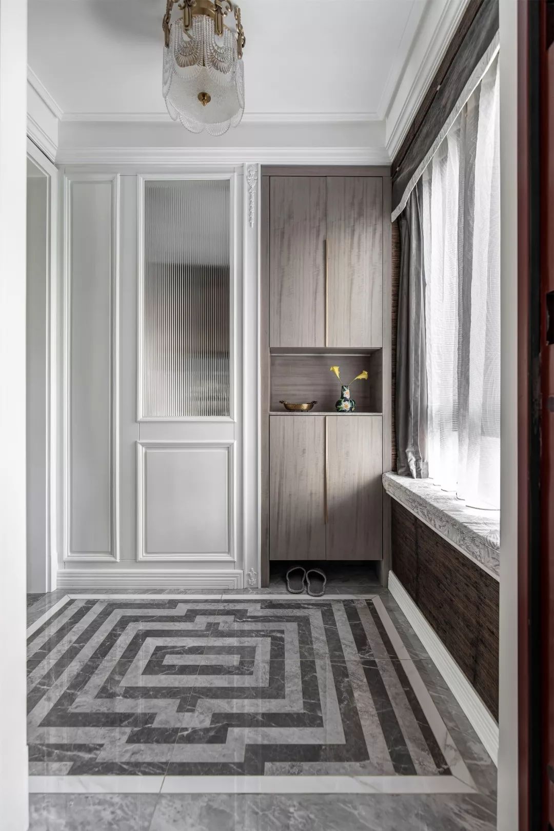 美式轻奢风格家装设计室内装修效果图-玄关 美式轻奢风格家装设计室内装修效果图-玄关