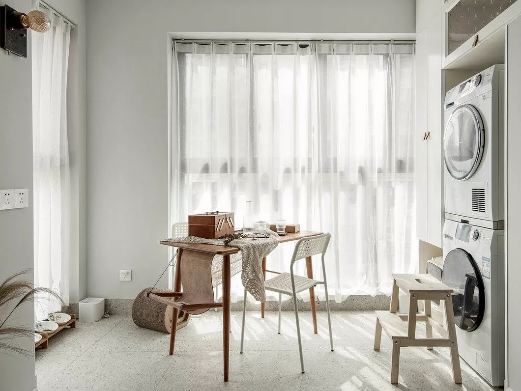 北欧简约风格家装设计室内装修效果图-阳台 北欧简约风格家装设计室内装修效果图-阳台